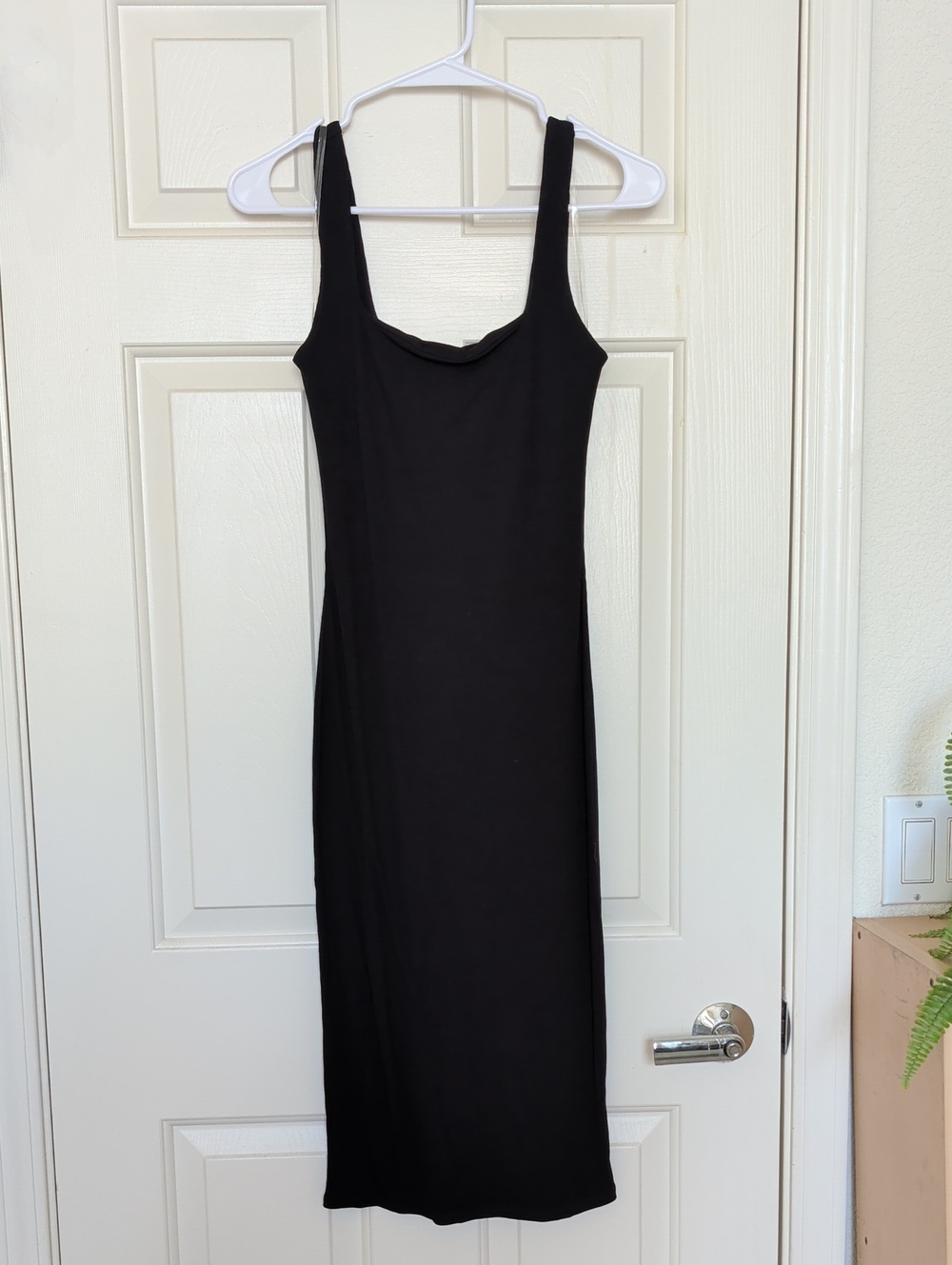 Sleek Black Ribbed Tank Midi Dress